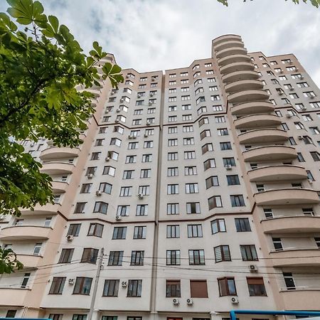 Grand Lev Tolstoi Street Apartments New House Ultra Central Kišiněv Exteriér fotografie
