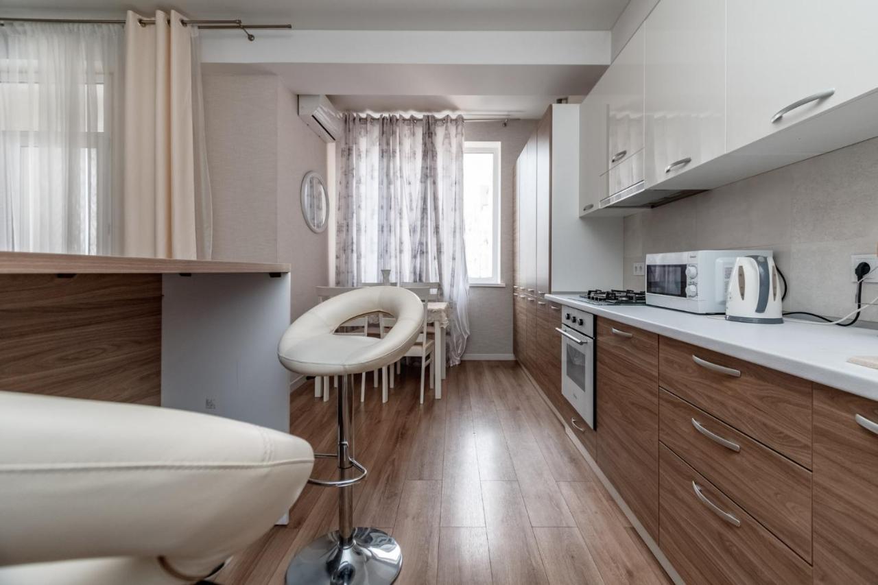 Grand Lev Tolstoi Street Apartments New House Ultra Central Kišiněv Exteriér fotografie