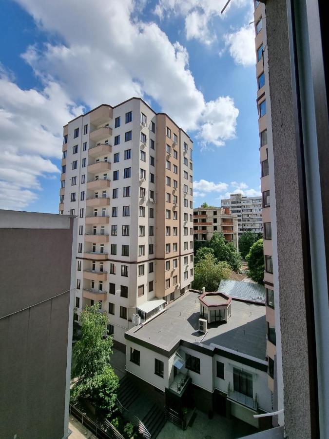 Grand Lev Tolstoi Street Apartments New House Ultra Central Kišiněv Exteriér fotografie