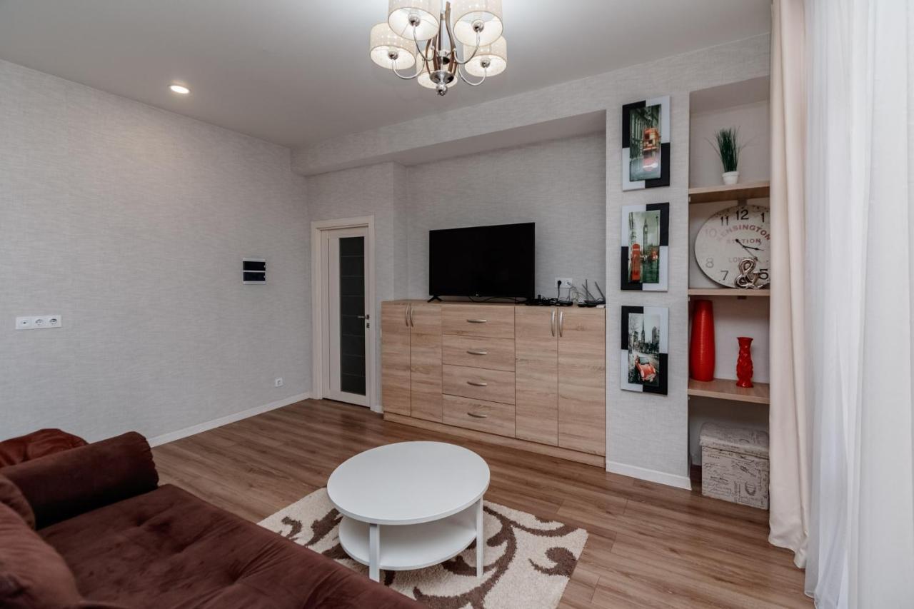 Grand Lev Tolstoi Street Apartments New House Ultra Central Kišiněv Exteriér fotografie