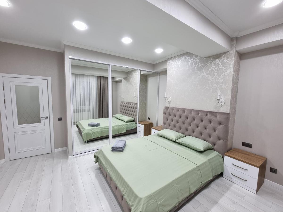 Grand Lev Tolstoi Street Apartments New House Ultra Central Kišiněv Exteriér fotografie