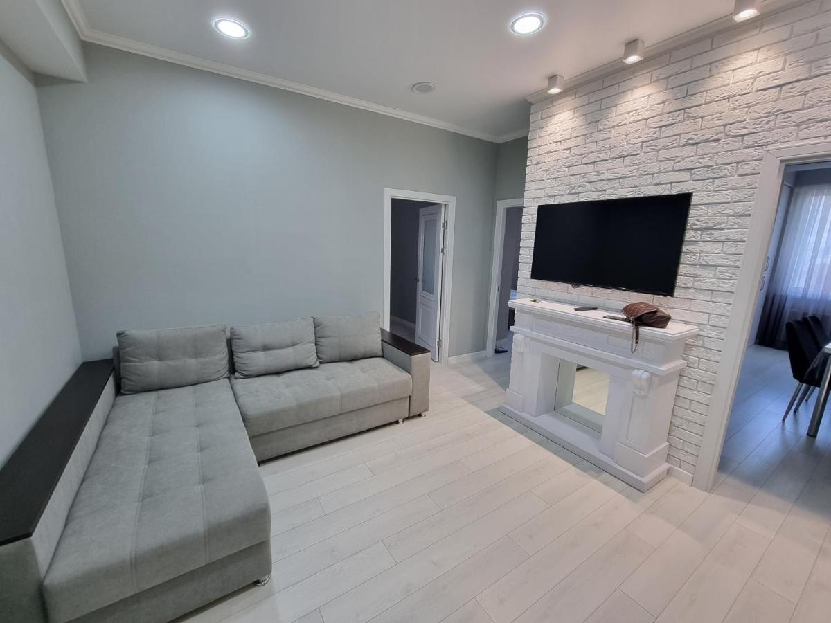 Grand Lev Tolstoi Street Apartments New House Ultra Central Kišiněv Exteriér fotografie