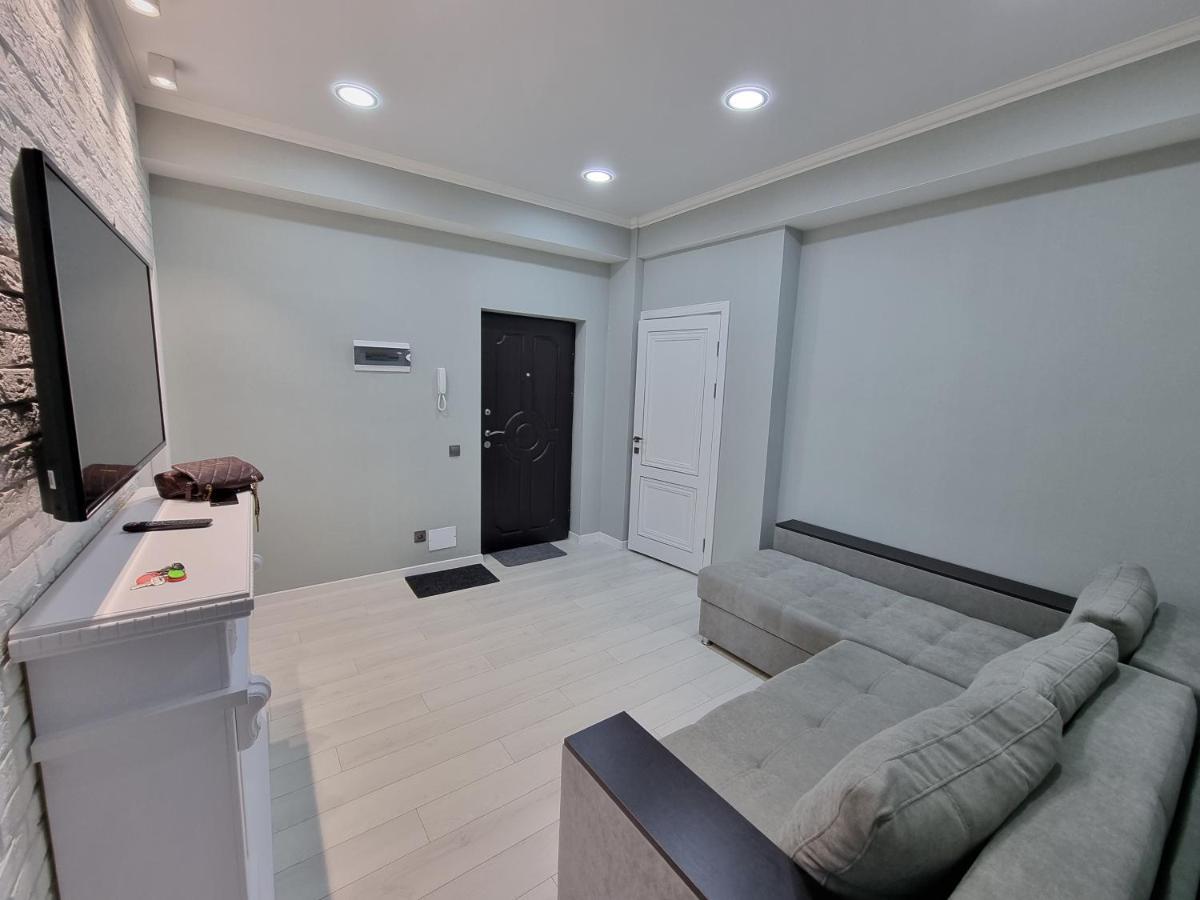 Grand Lev Tolstoi Street Apartments New House Ultra Central Kišiněv Exteriér fotografie