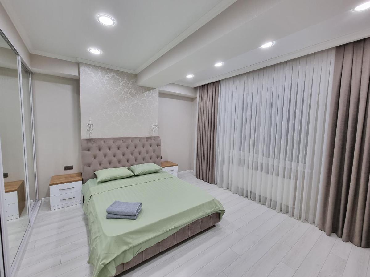 Grand Lev Tolstoi Street Apartments New House Ultra Central Kišiněv Exteriér fotografie